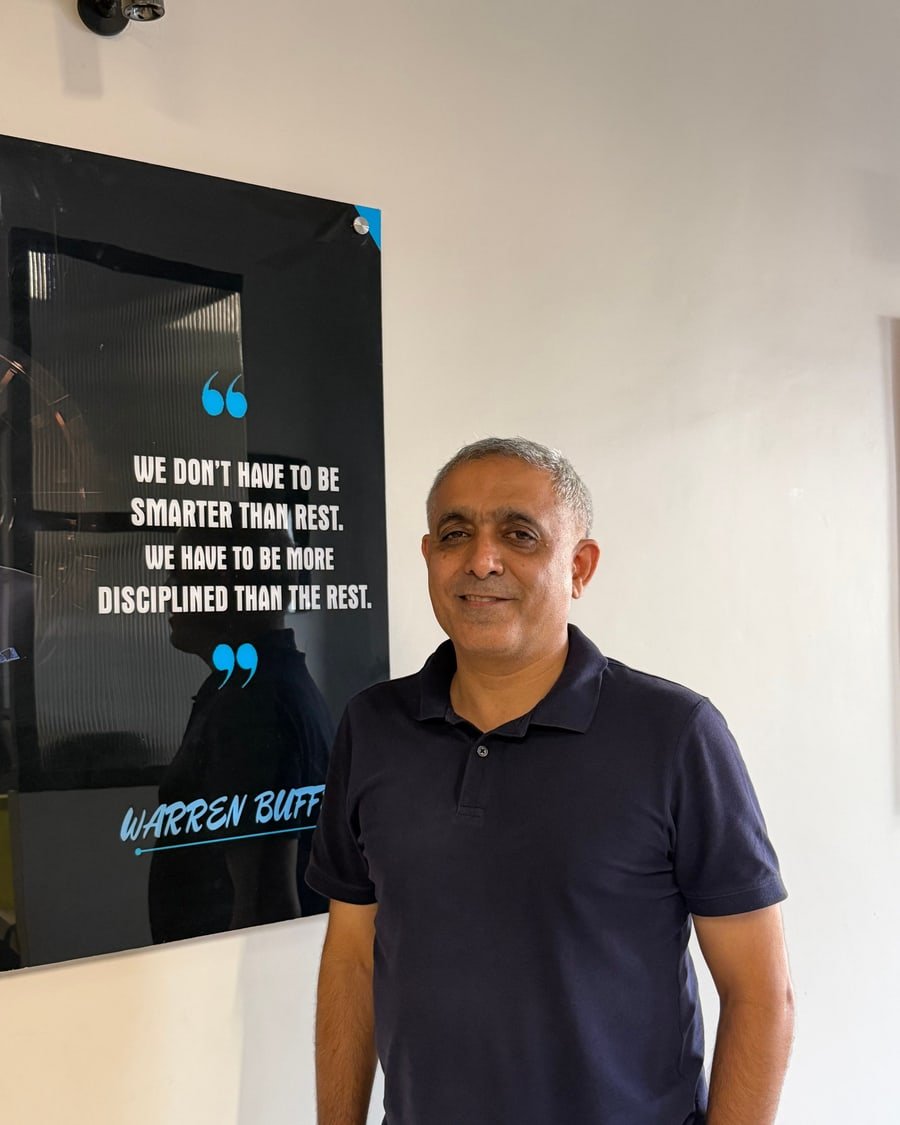 Mr. Varun Malhotra, CFA (Chartered Financial Analyst) | AMFI Registered Mutual Fund Distributor | ARN-85889 | Founder of INVEST